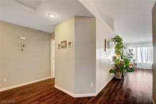 Photo #4: 2151138 Listing