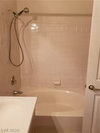 Photo #6: 2151161 Listing 