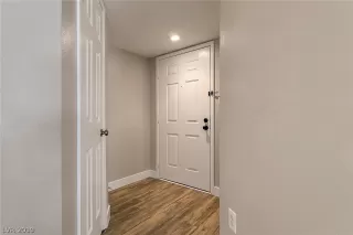 Photo #1: 2151174 Listing 