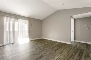 Photo #3: 2151174 Listing 