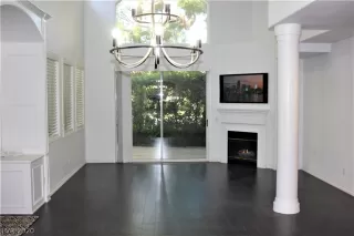 Photo #4: 2151178 Listing 