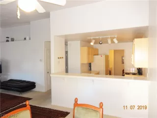 Photo #5: 2151180 Listing