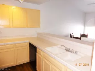 Photo #6: 2151180 Listing