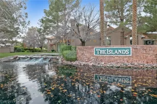 Photo #1: 2151202 Listing