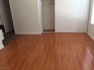 Photo #3: 2151226 Listing