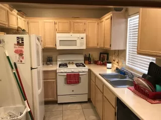 Photo #2: 2151241 Listing 