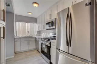 Photo #6: 2151248 Listing 