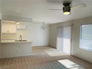 Photo #3: 2151251 Listing