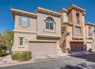 Photo #1: 2151297 Listing 