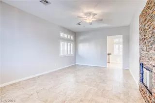 Photo #4: 2151323 Listing 