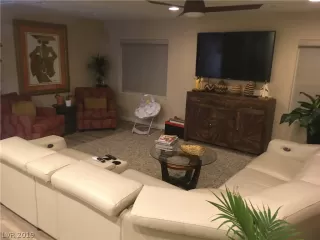 Photo #2: 2151324 Listing