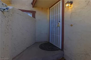 Photo #1: 2151404 Listing 