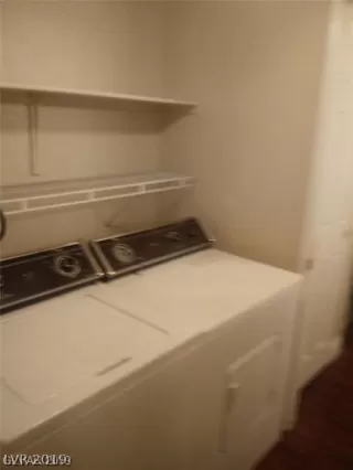 Photo #6: 2151463 Listing