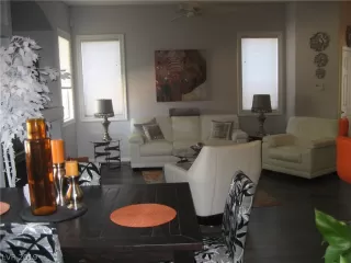 Photo #1: 2151500 Listing 