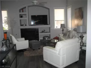 Photo #2: 2151500 Listing 