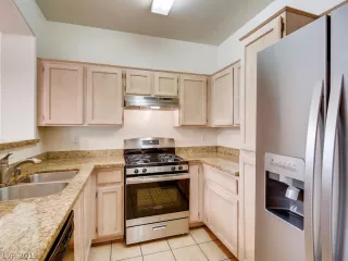 Photo #4: 2151509 Listing