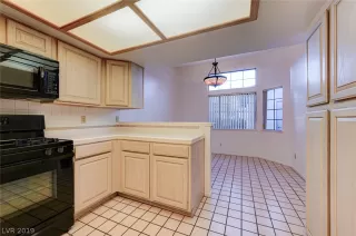 Photo #5: 2151510 Listing 