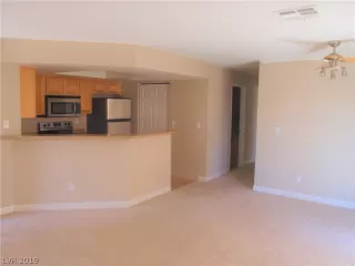 Photo #2: 2151540 Listing