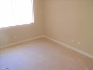 Photo #5: 2151540 Listing