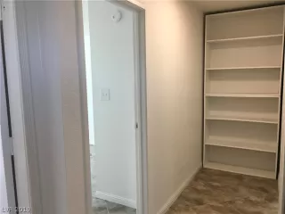 Photo #5: 2151548 Listing 