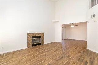 Photo #2: 2151553 Listing 