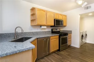 Photo #6: 2151553 Listing 