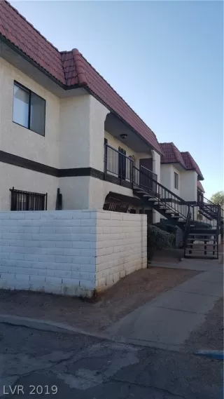 Photo #4: 2151600 Listing 