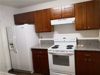 Photo #4: 2151603 Listing 