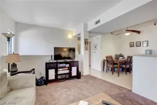 Photo #2: 2151607 Listing