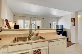 Photo #5: 2151607 Listing