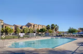 Photo #2: 2151621 Listing 