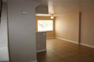 Photo #5: 2151669 Listing