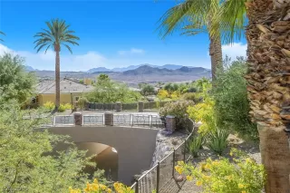 Photo #1: 2151677 Listing