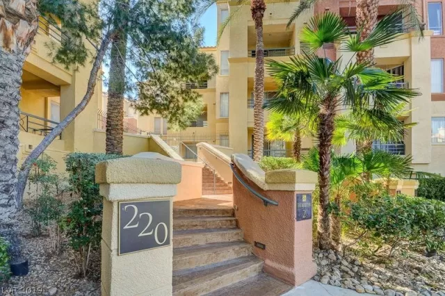 MLS: 2151702 Condo For Sale