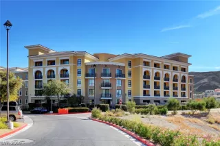 Photo #3: 2151711 Listing