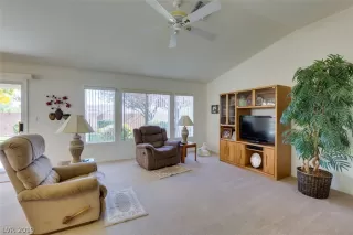 Photo #2: 2151721 Listing 