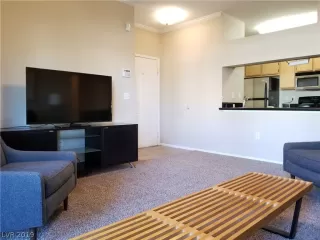 Photo #4: 2151800 Listing 