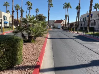 Photo #2: 2151814 Listing