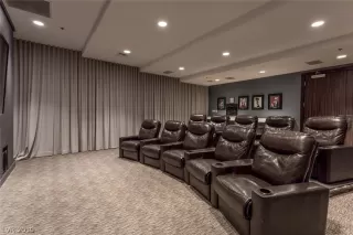 Photo #3: 2151883 Listing 