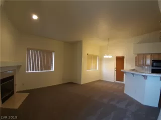 Photo #2: 2151898 Listing