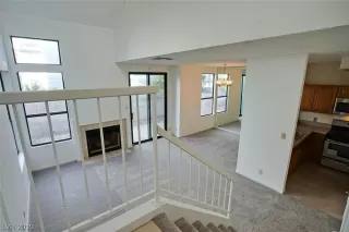 Photo #2: 2151960 Listing