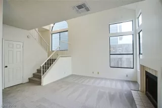 Photo #3: 2151960 Listing