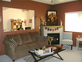 Photo #2: 2151987 Listing