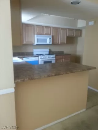 Photo #2: 2151991 Listing 