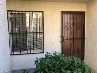 Photo #1: 2152105 Listing 