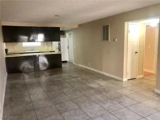 Photo #4: 2152105 Listing 