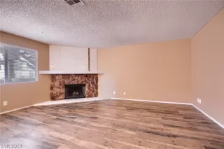 Photo #3: 2152145 Listing 