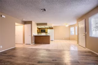 Photo #5: 2152145 Listing 