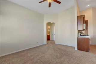 Photo #5: 2152153 Listing