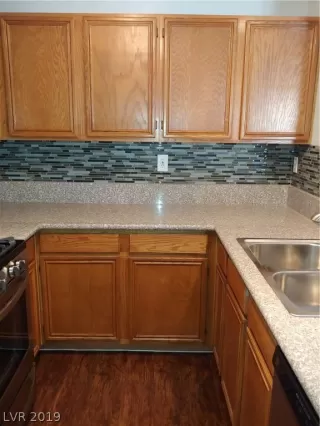 Photo #2: 2152160 Listing